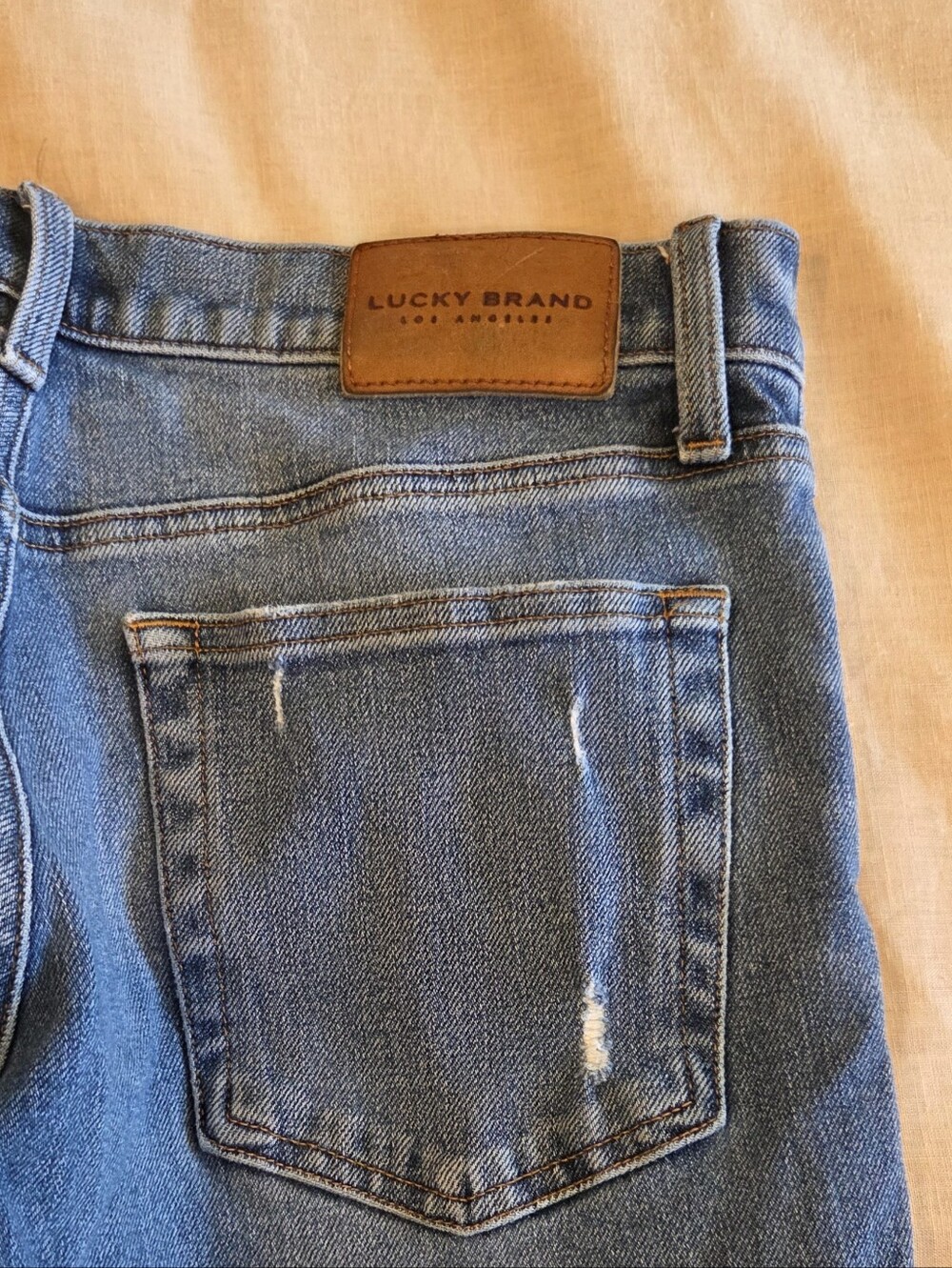 Lucky Brand Relaxed Taper Jeans 6/28 Distressed Raw Hem Straight Leg Boyfriend - Picture 12 of 13